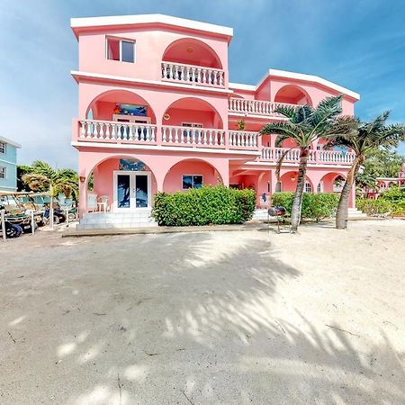 Palm @ Caribe Island Apartment Сан Педро Екстериор снимка