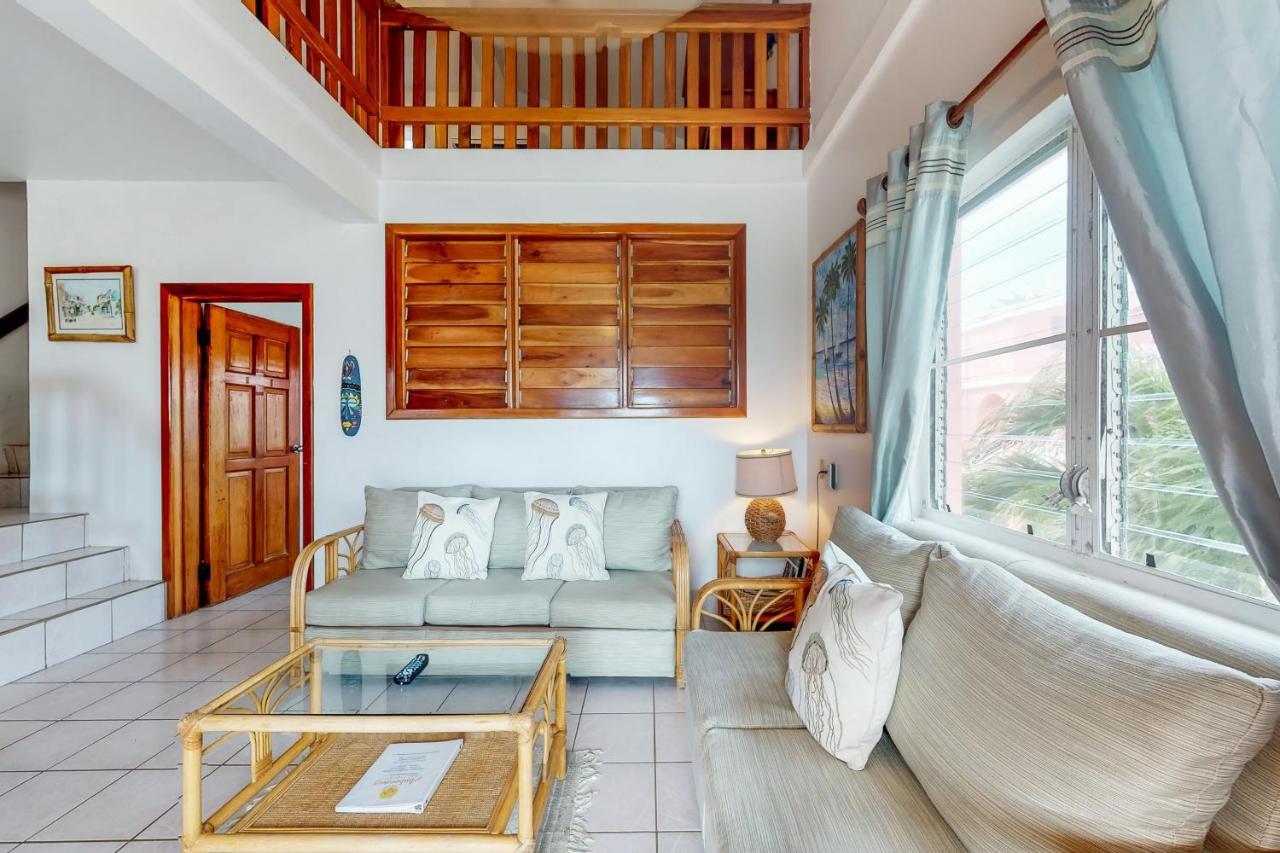 Palm @ Caribe Island Apartment Сан Педро Екстериор снимка