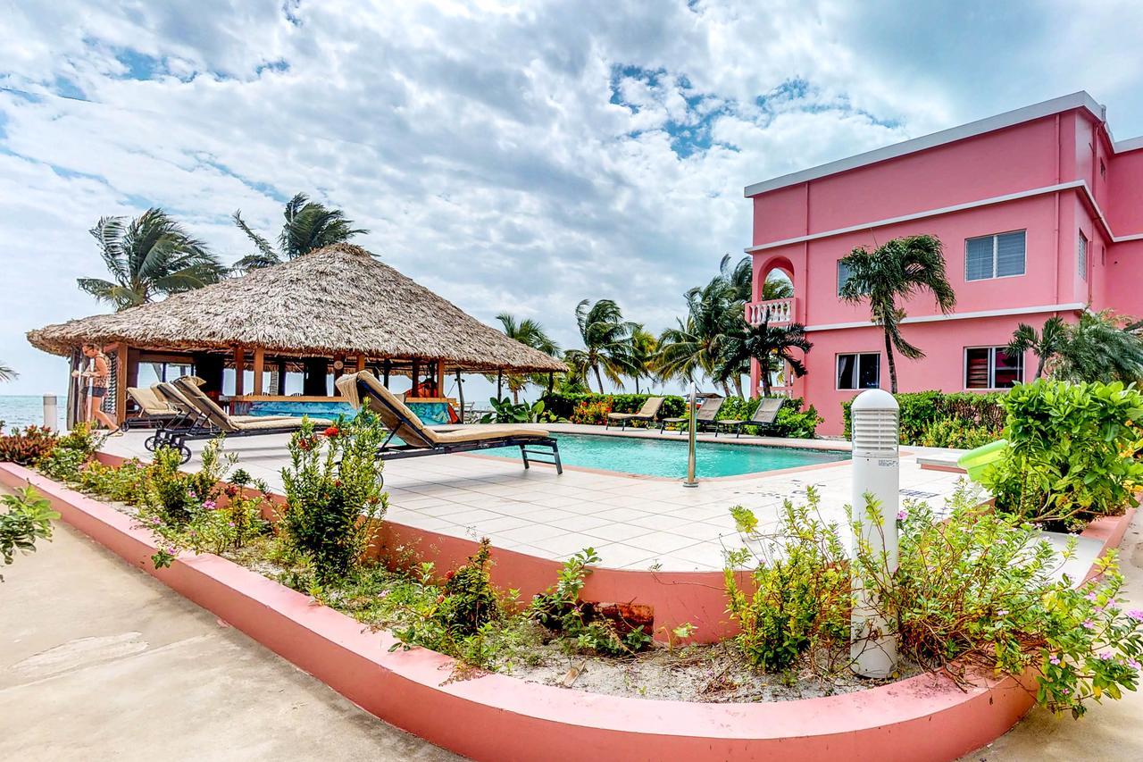 Palm @ Caribe Island Apartment Сан Педро Екстериор снимка