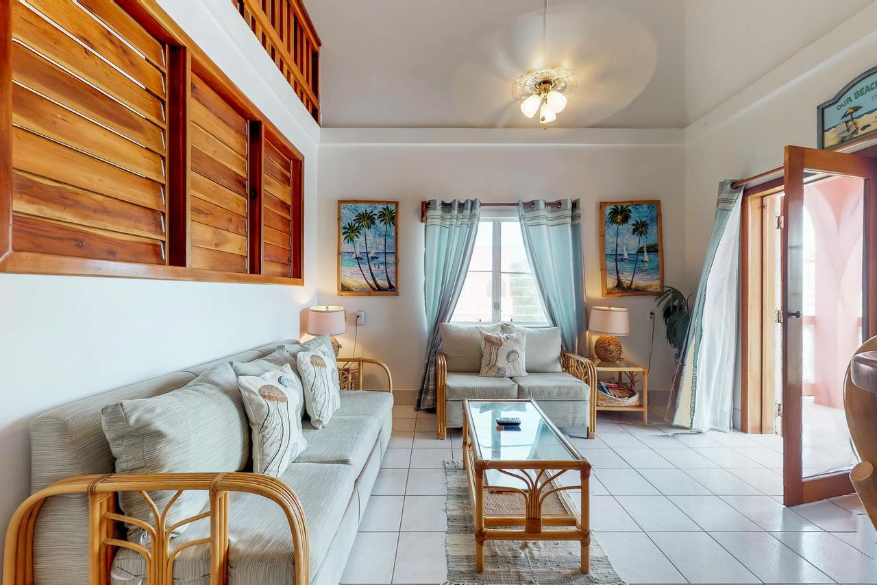 Palm @ Caribe Island Apartment Сан Педро Екстериор снимка