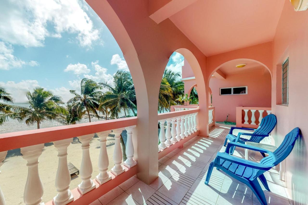 Palm @ Caribe Island Apartment Сан Педро Екстериор снимка